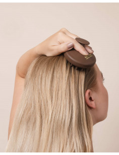 Stimulating Anti-Dandruff Scalp Brush 2